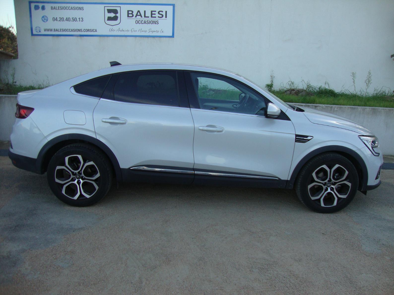 RENAULT ARKANA E-Tech 145 - 21B Intens 