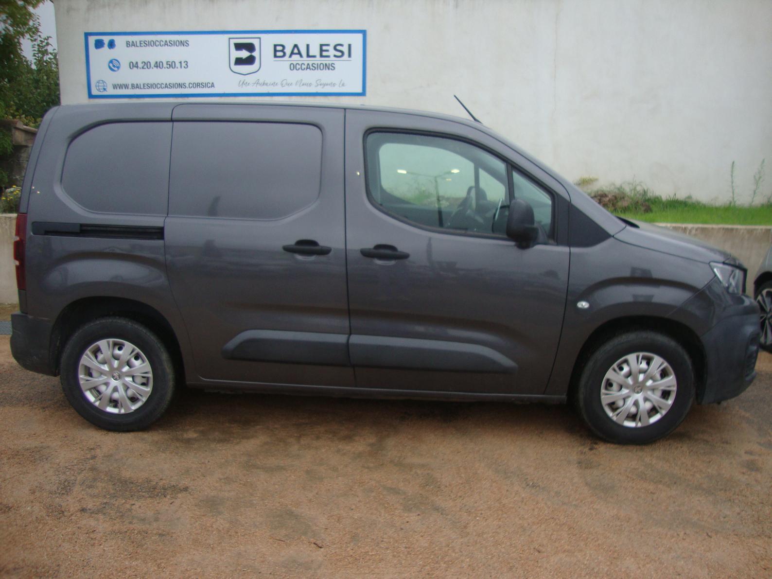 PEUGEOT PARTNER FOURGON PARTNER FOURGON STANDARD 650 KG BLUEHDI 100 S&S BVM5 PREMIUM 