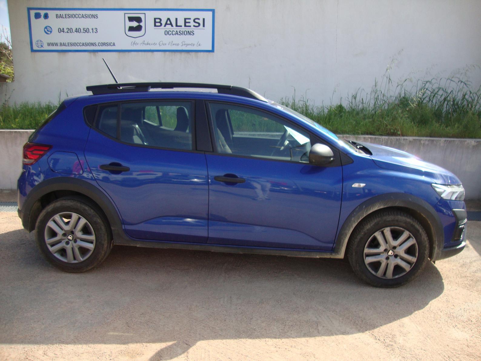 DACIA SANDERO TCe 90 - 22 Stepway Essentiel 