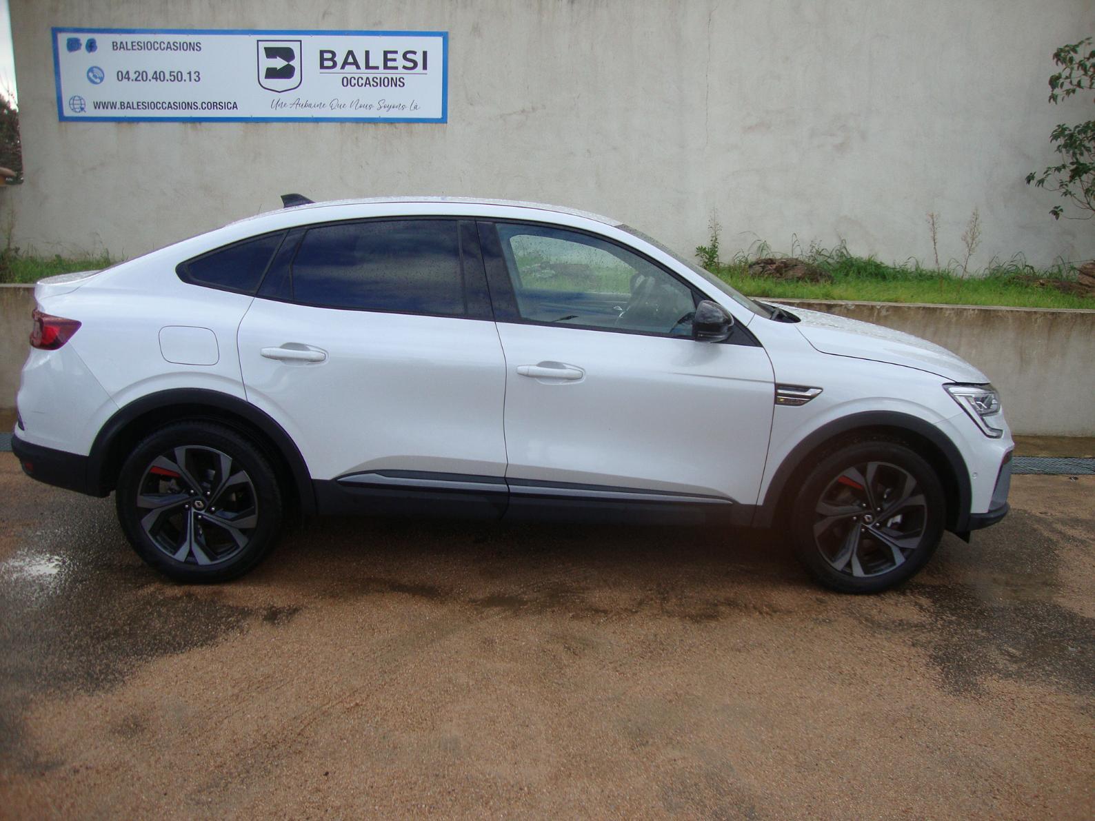 RENAULT ARKANA E-Tech 145 - 21B R.S. Line 
