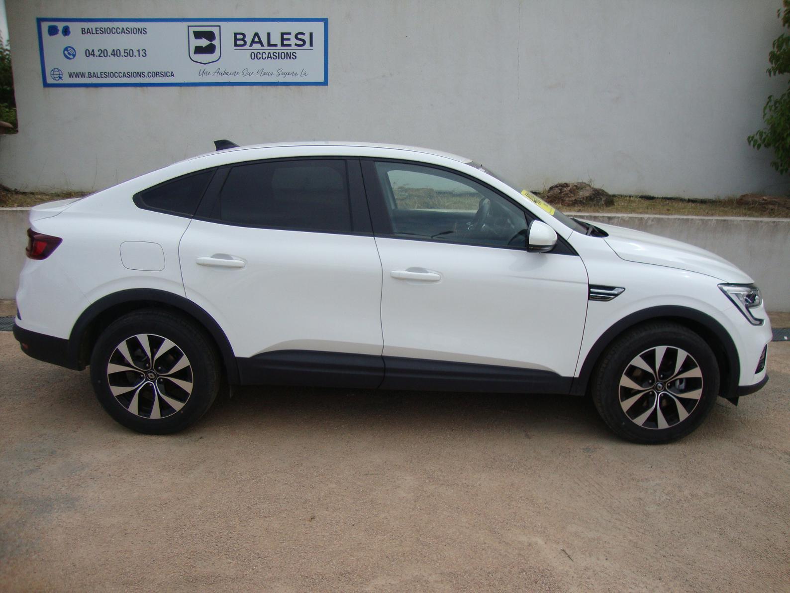 RENAULT ARKANA E-Tech 145 - 23 Evolution 