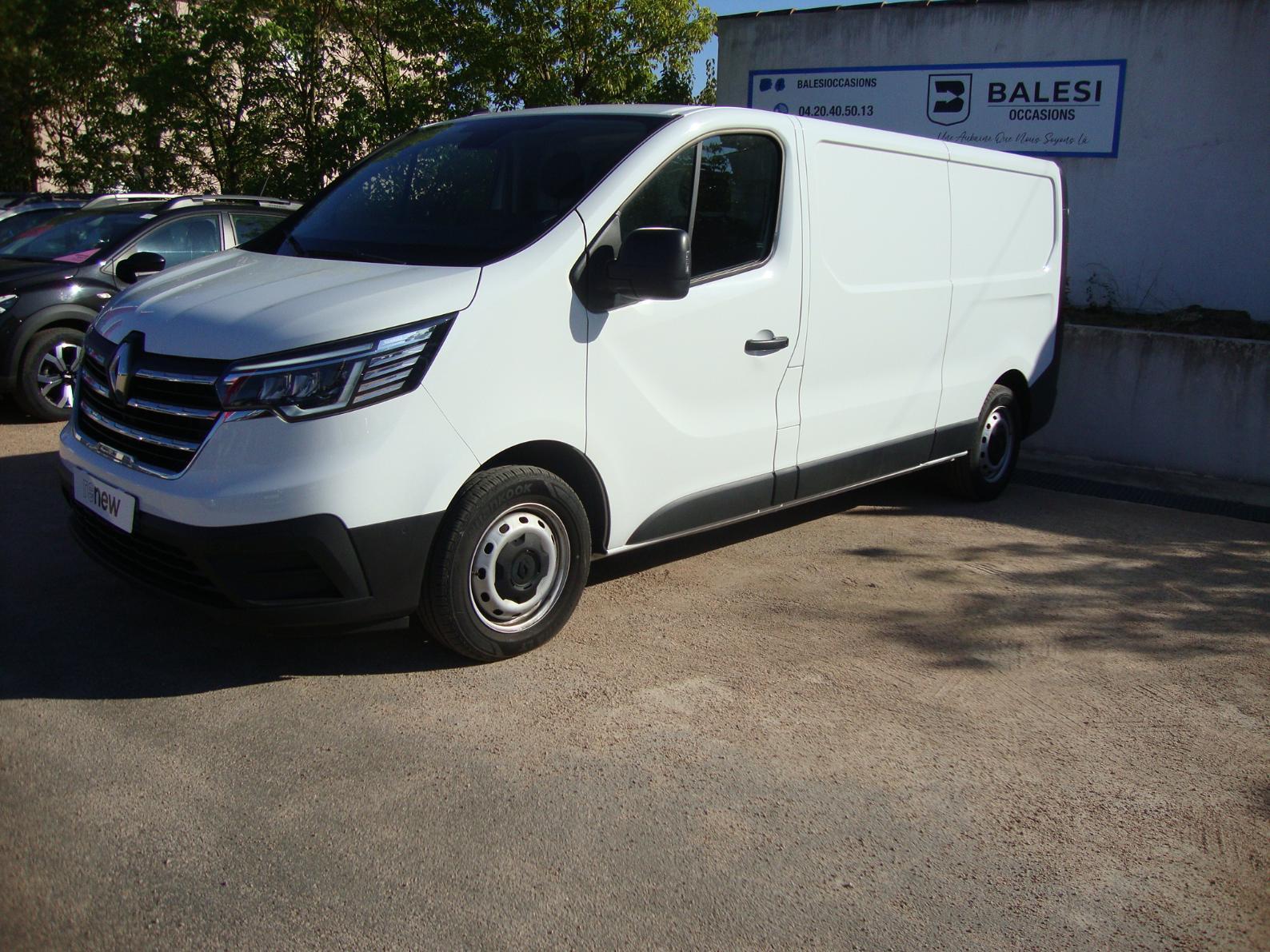 RENAULT TRAFIC FOURGON TRAFIC FGN L2H1 3000 KG BLUE DCI 130 GRAND CONFORT 