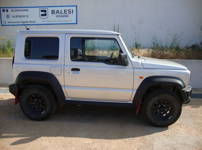 JIMNY 102 CV 1.5 VVT PRIVILEGE 